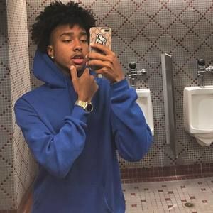 Meet your Posher, Mario